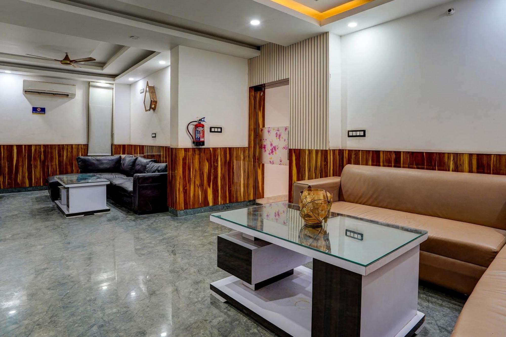 Hotel Hight Krone A Family Hotel Near Igi Airport Delhi New Delhi Exterior photo