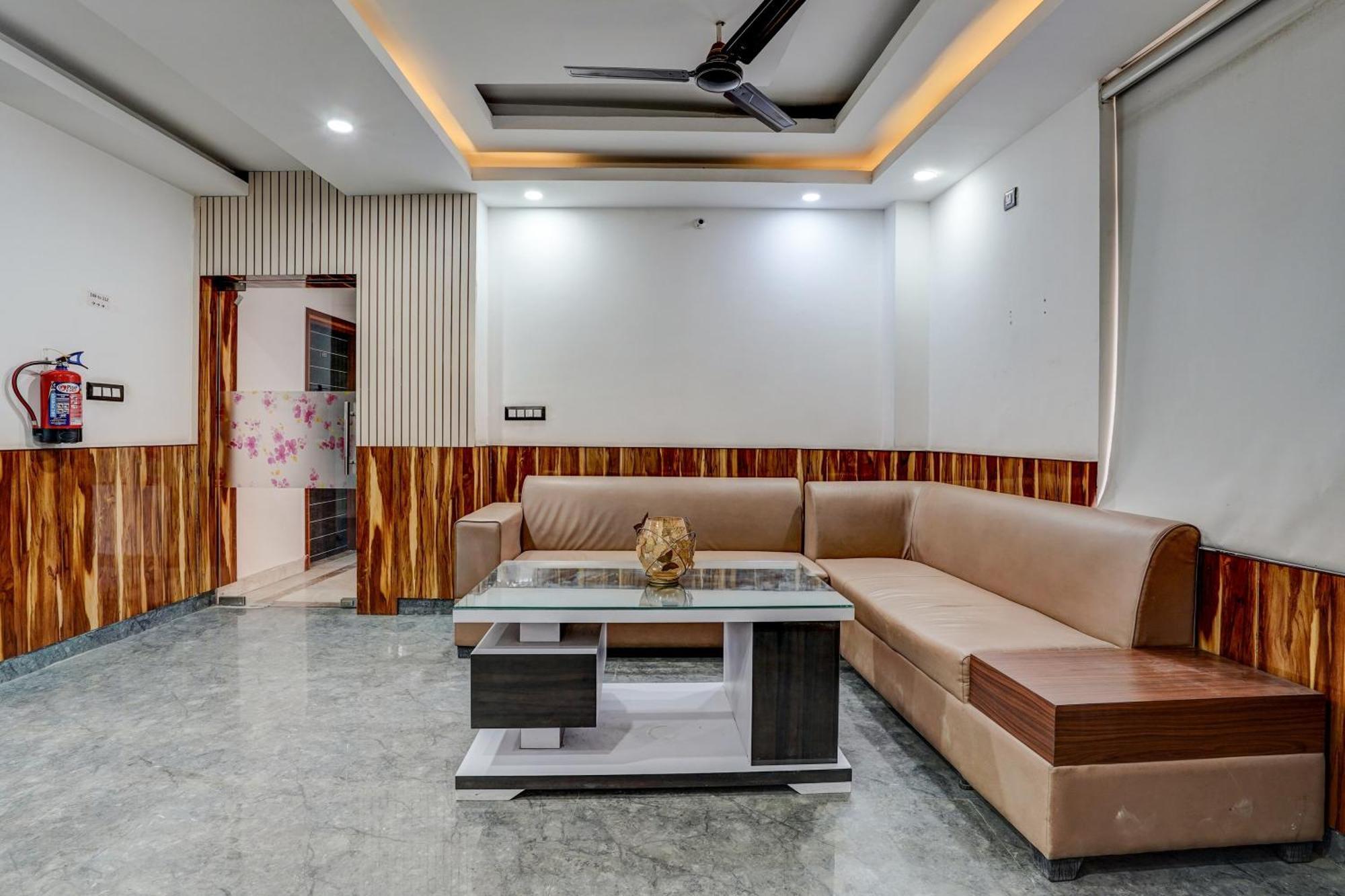 Hotel Hight Krone A Family Hotel Near Igi Airport Delhi New Delhi Exterior photo