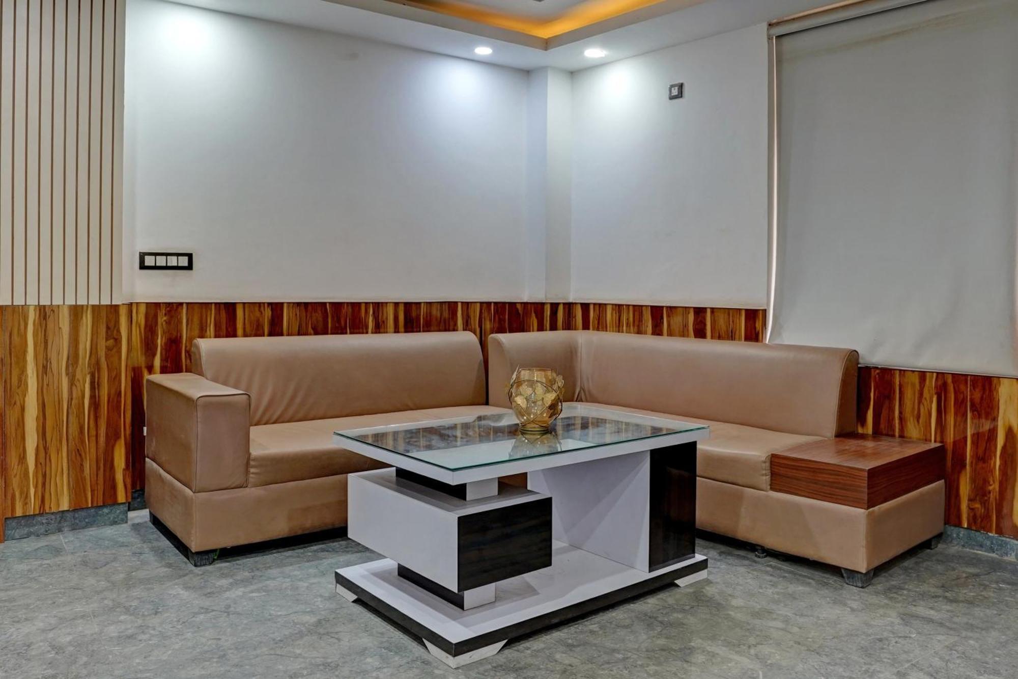 Hotel Hight Krone A Family Hotel Near Igi Airport Delhi New Delhi Exterior photo